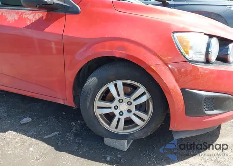 2012 Chevrolet Sonic 2Ls из США, поврежденный, VIN 1G1JA5SH8C4227430